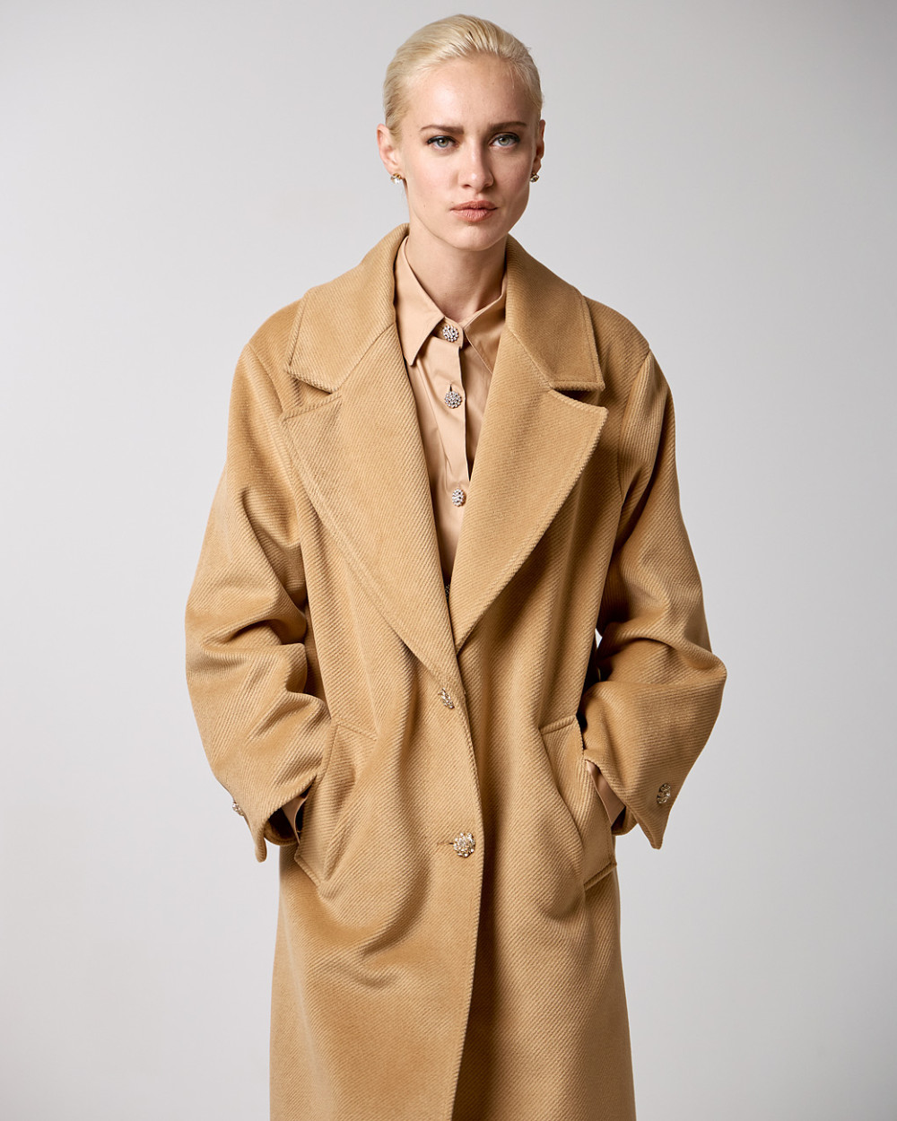 Coat with rhinestone - Access Fashion - Brouska
