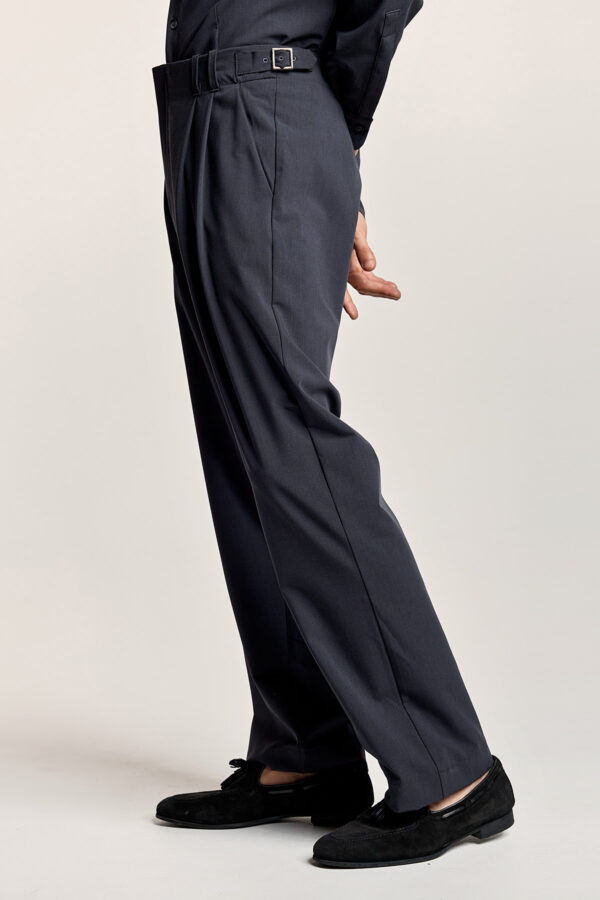 Trousers in Loose Line - P/coc - Image 5