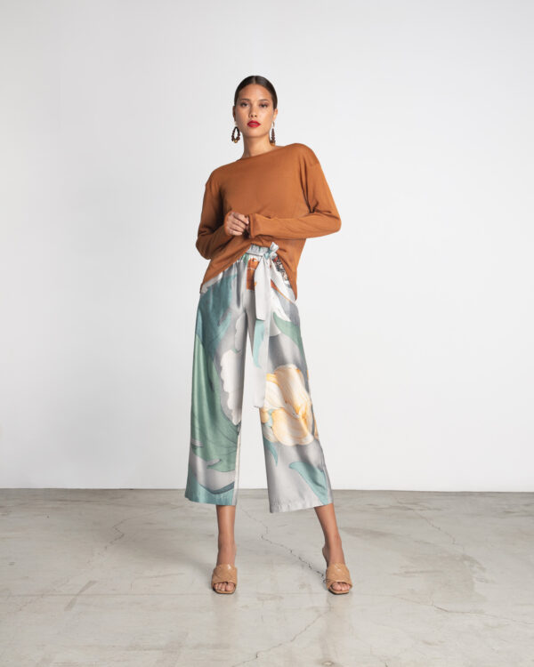 Satin printed crop trousers - Moutaki - Image 5