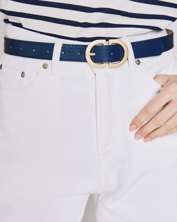 Faux leather effect belt with a buckle - Access Fashion - Image 2