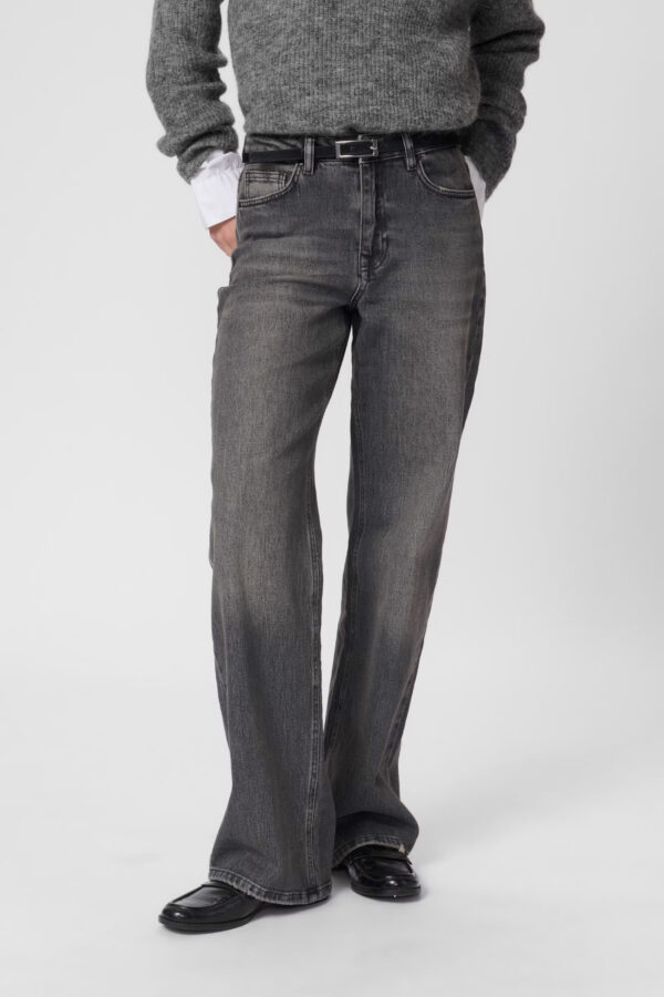 The Louis high-wide denim - My Essential Wardrobe - Image 4