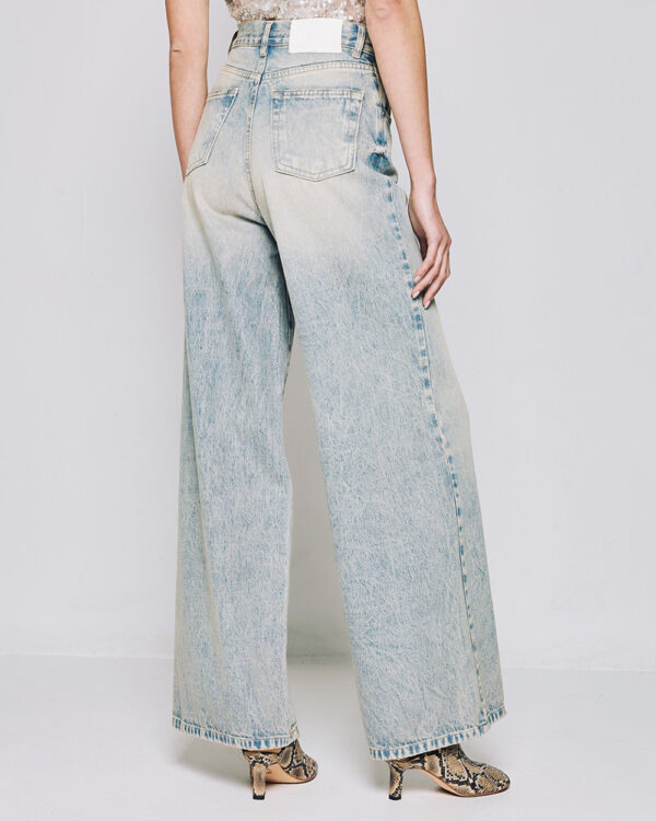 Total wide-leg denim pants with a washed-out look - Access Fashion - Image 4