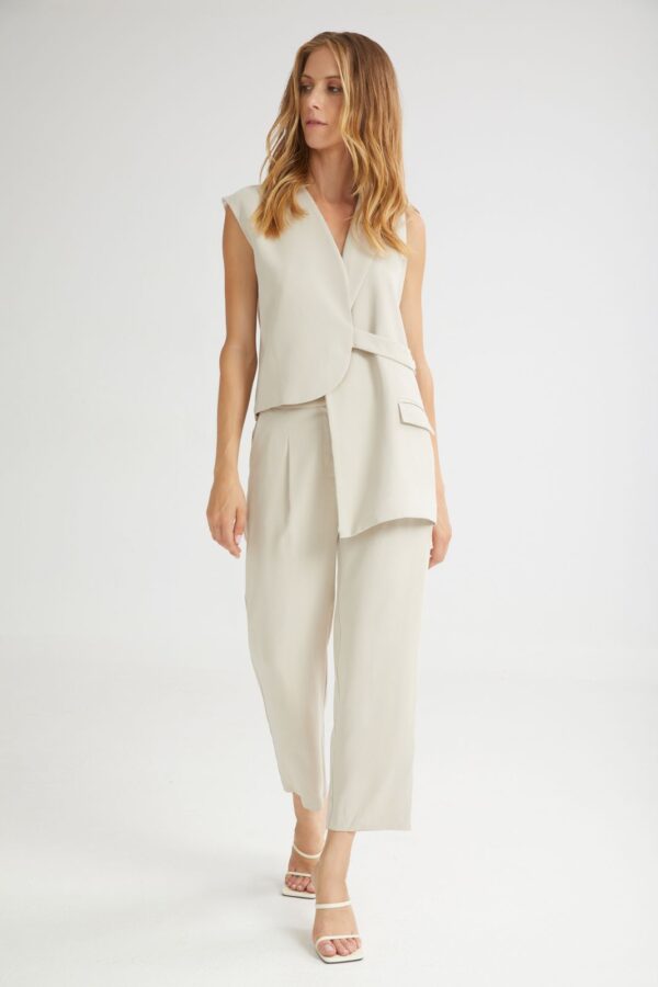 Meghan asymmetric vest – 4Tailors - Image 3