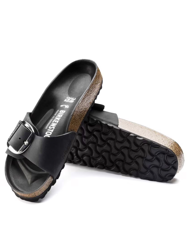 Madrid Big Buckle
Oiled Leather - Birkenstock - Image 4