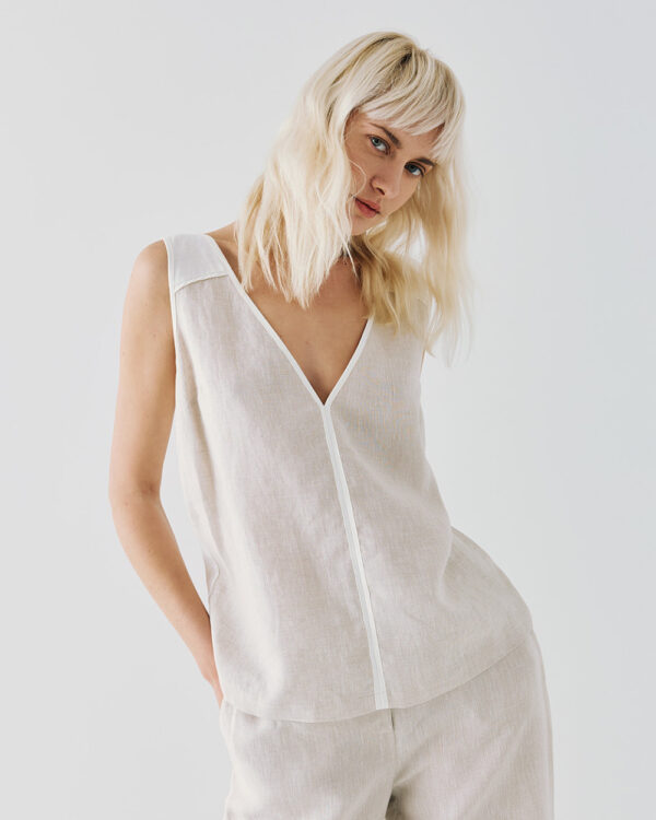 Sleeveless top with fabric combination - Access Fashion - Image 5