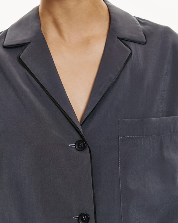 Cropped shirt with a lapel collar - Access Fashion - Image 4
