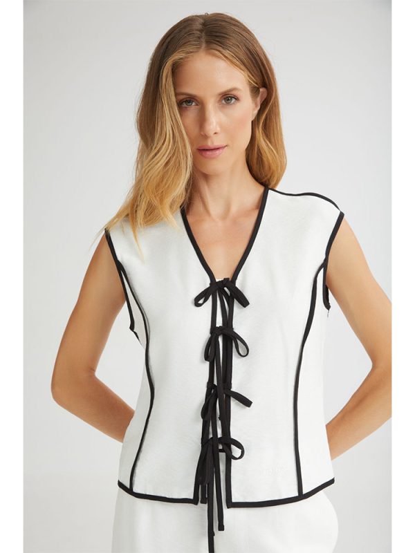 Monica top with contrasting details - 4Tailors