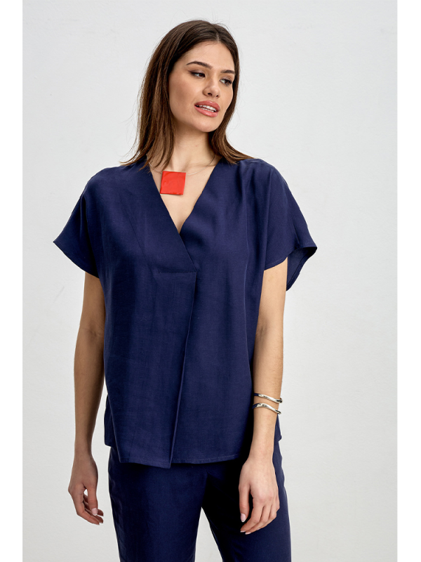 Short-sleeve blouse with v-neckline - Innocent