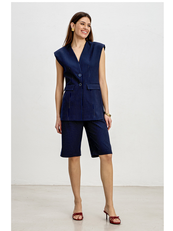 Striped bermuda shorts with pleats - Innocent