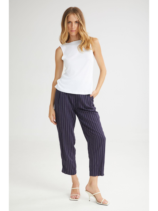Monica sleeveless top - 4Tailors