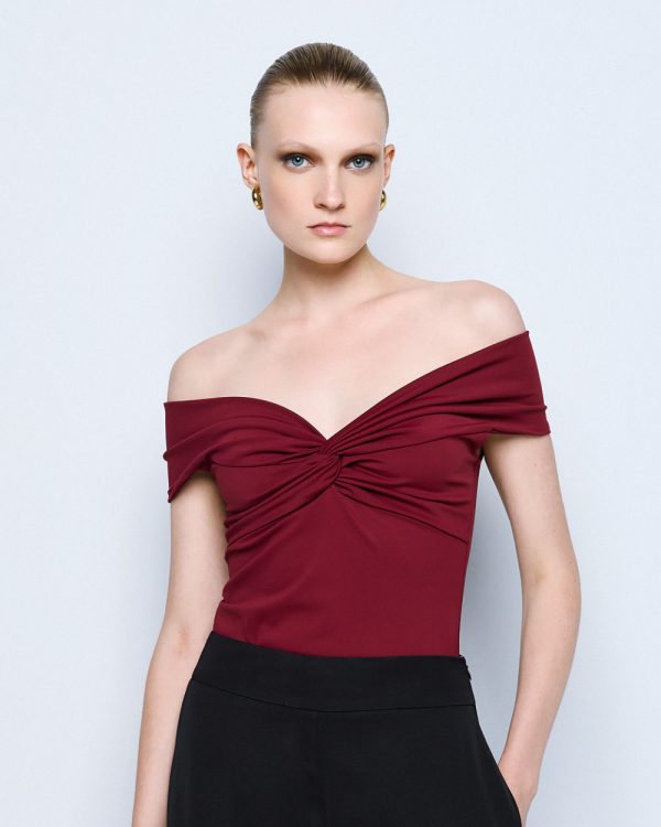 Fitted off-the-shoulder top with a knot - Access Fashion - Image 7