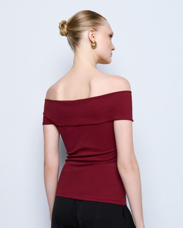 Fitted off-the-shoulder top with a knot - Access Fashion - Image 8