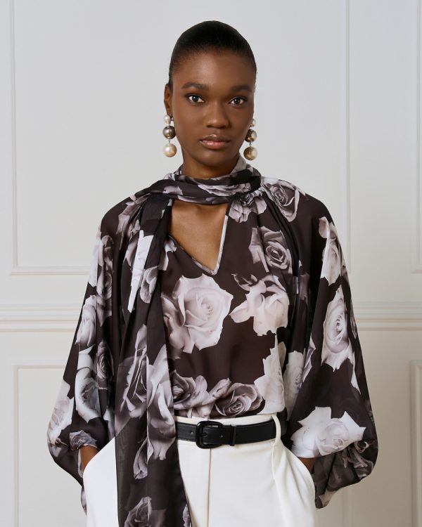 Floral blouse with long puffed sleeves - Access Fashion - Image 3