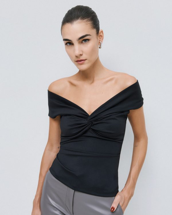 Fitted off-the-shoulder top with a knot - Access Fashion