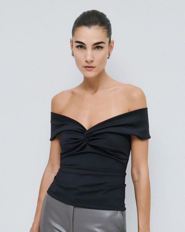 Fitted off-the-shoulder top with a knot - Access Fashion - Image 3
