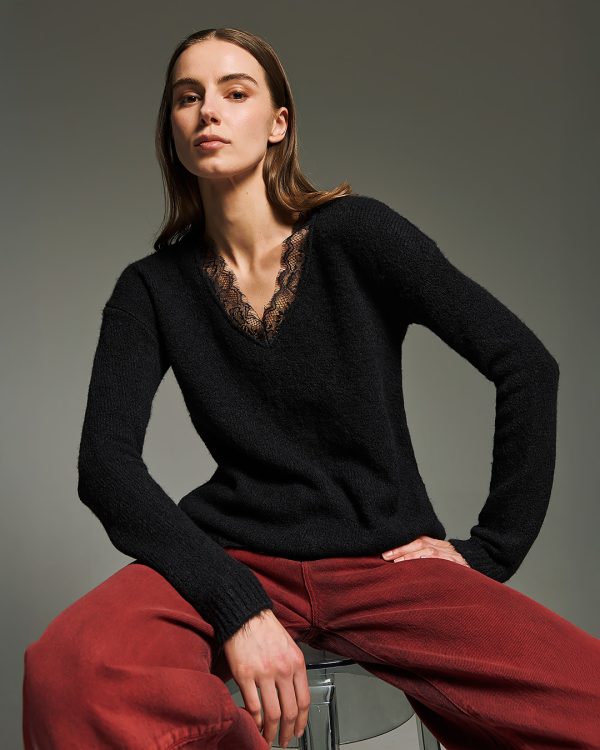 Lace detail knit sweater with v-neck - Tailor Made Knitwear - Image 3