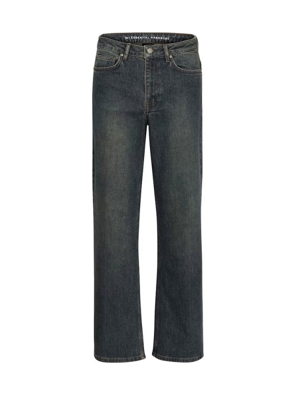 05 The Louis high-wide denim pants - My Essential Wardrobe