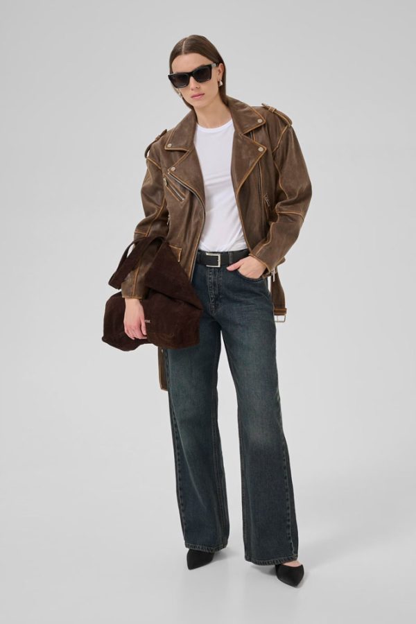 05 The Louis high-wide denim pants - My Essential Wardrobe - Image 3