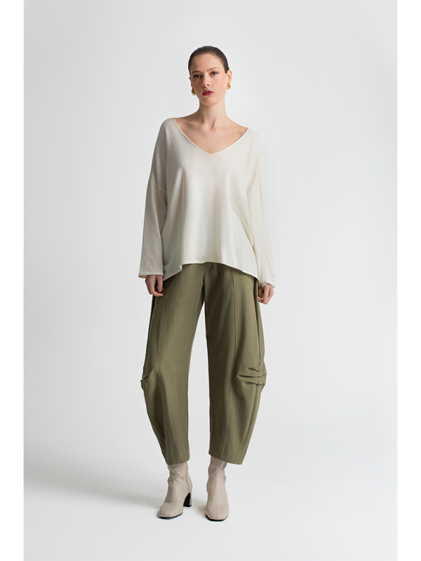 Knit Blouse with a v-neck - Moutaki