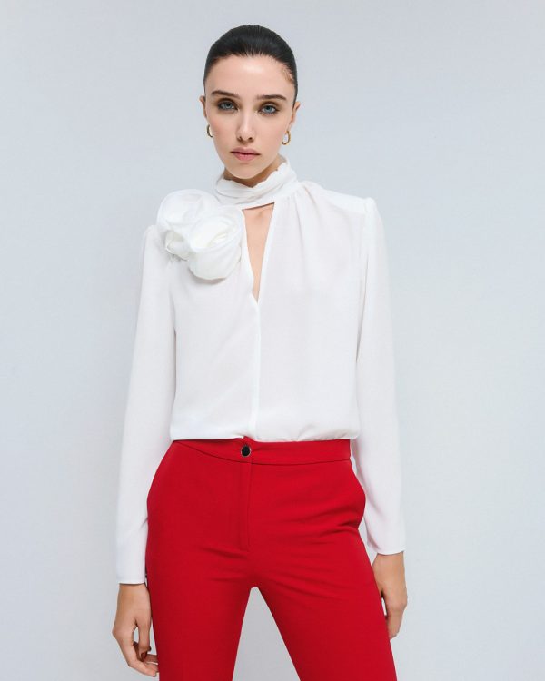 V-neck blouse with flower detail - Access Fashion - Image 6