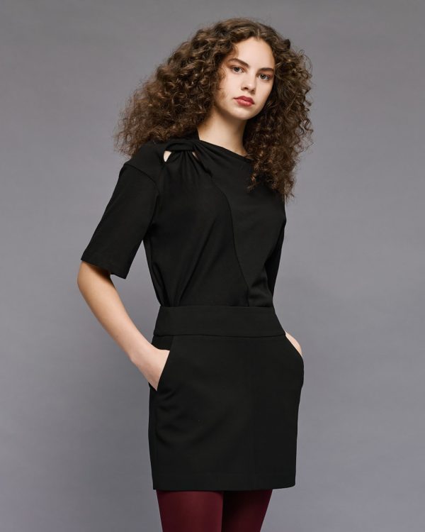 T-shirt with knot and cut-out - Access Fashion - Image 6