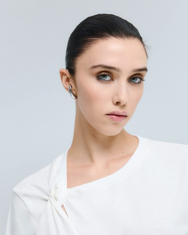 T-shirt with knot and cut-out - Access Fashion - Image 5