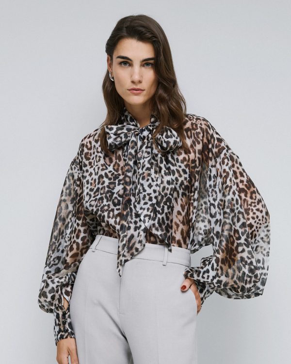 Leopard blouse with tie neckline - Access Fashion