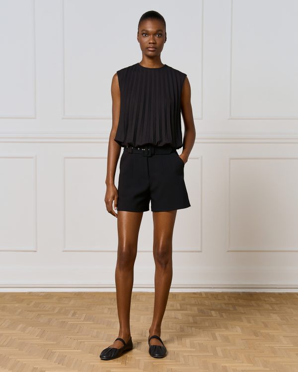 High-waist shorts with a belt - Access Fashion