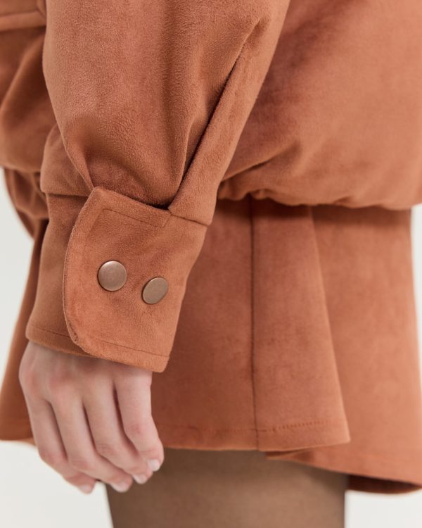 Brouska - HMW25-5853 Brouska -