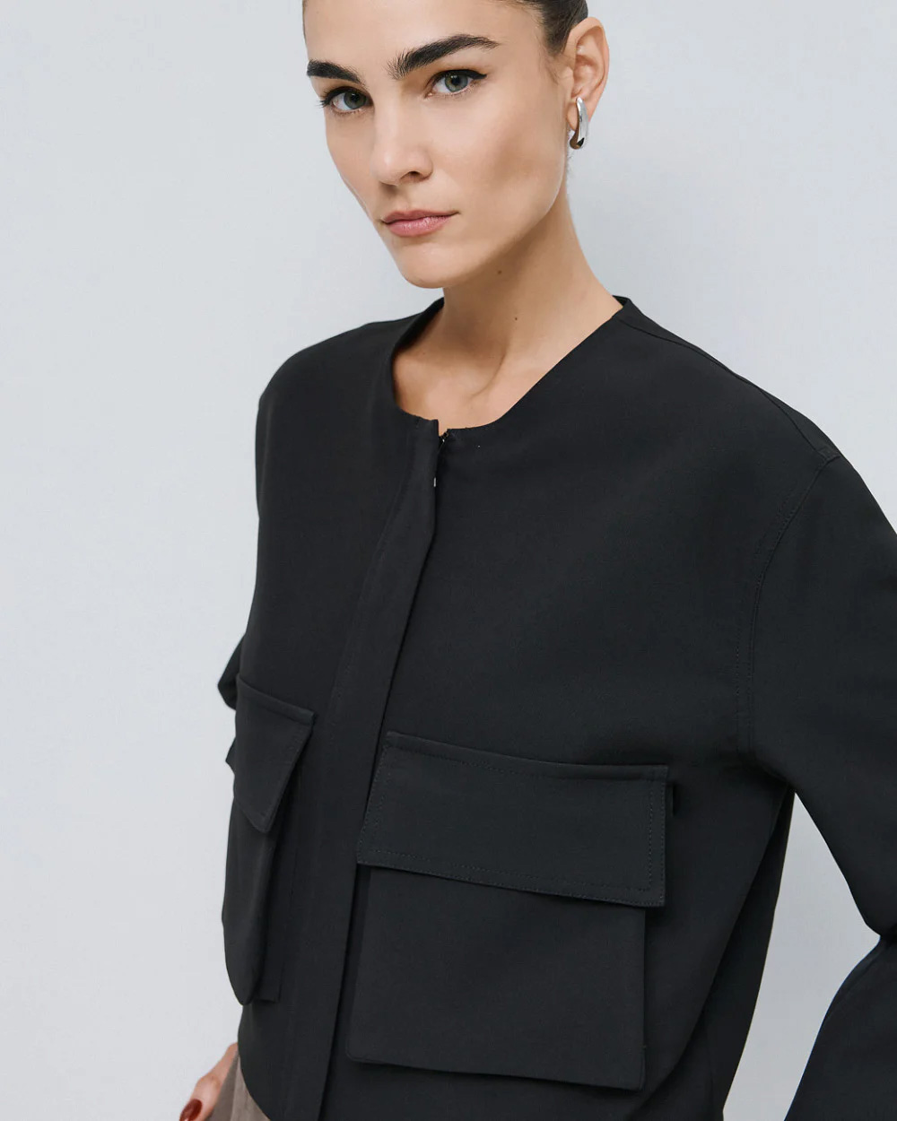 Brouska - 54-1020-387 Cropped jacket with pockets - Access Fashion - Image 3