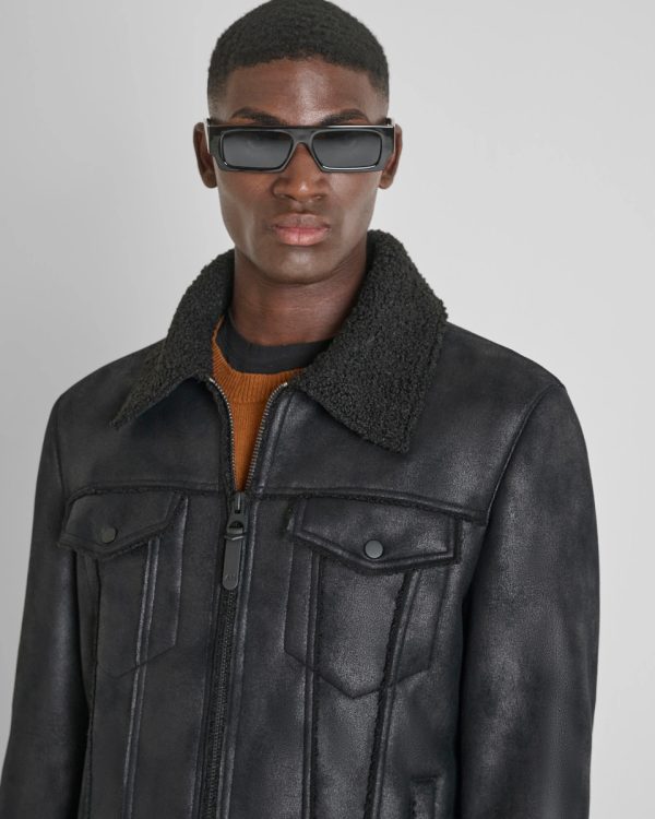 Brouska - AMW25-MMCO00940 Brouska -