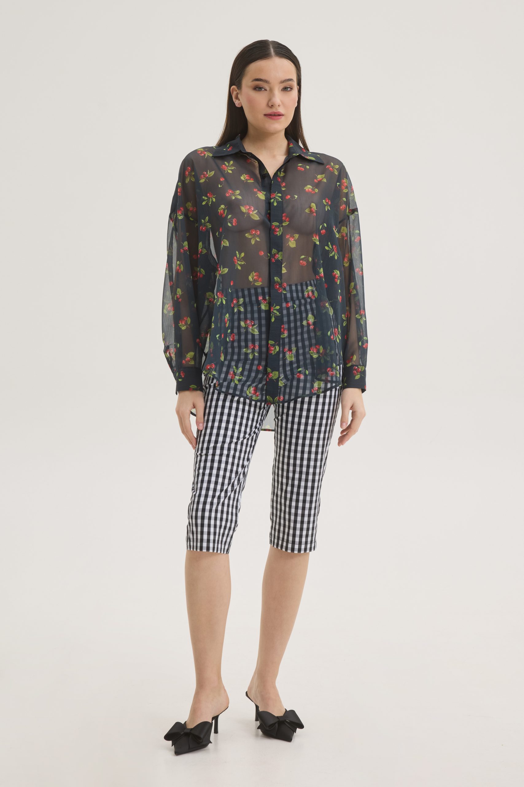 Brouska - INS26-9313 Gingham cotton blend bermuda shorts - Innocent - Image 2