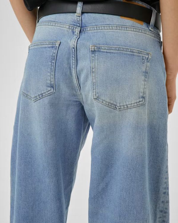 Brouska - MES26-5092 Brouska -