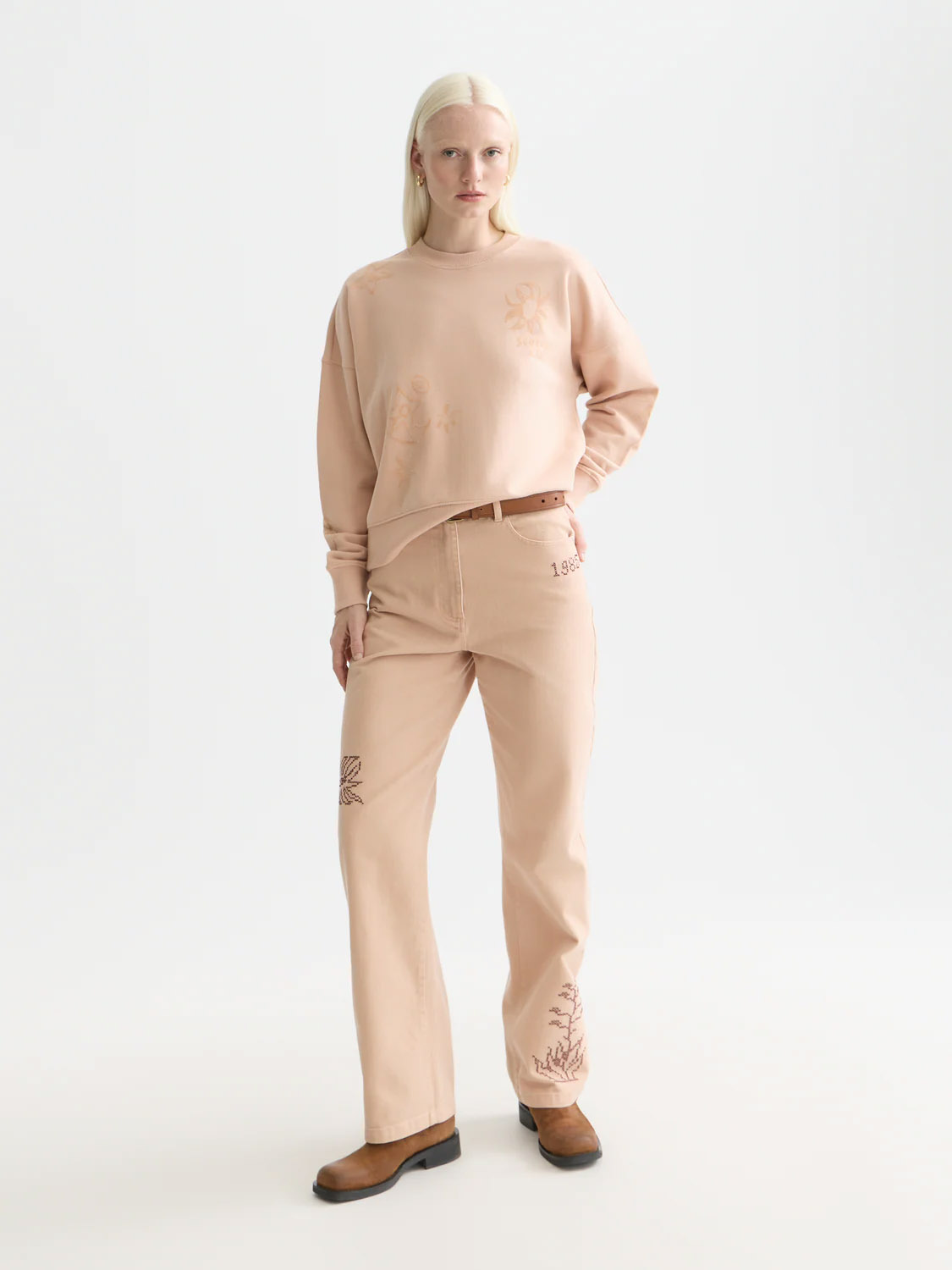 Brouska - SQS26-U9E01114T Relaxed flock print sweatshirt - Scotch & Soda - Image 2