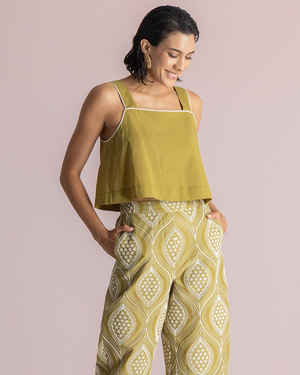 Cropped strappy top with contrast trim - Moutaki