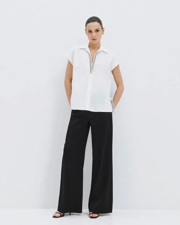 Shirt with v-neckline and bead embroidery - Access Fashion