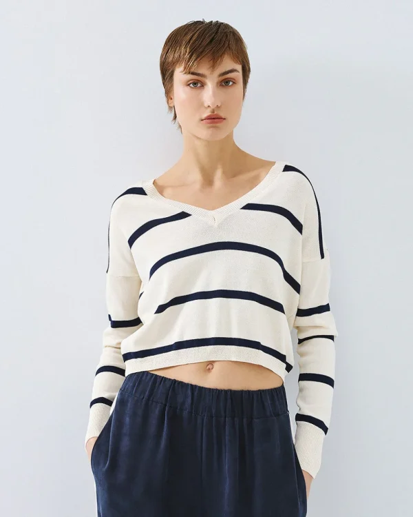 Striped knitted blouse with v-neckline - Access Fashion