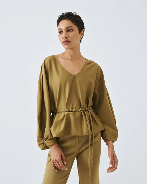 Blouse with a v-neckline and belt - Access Fashion