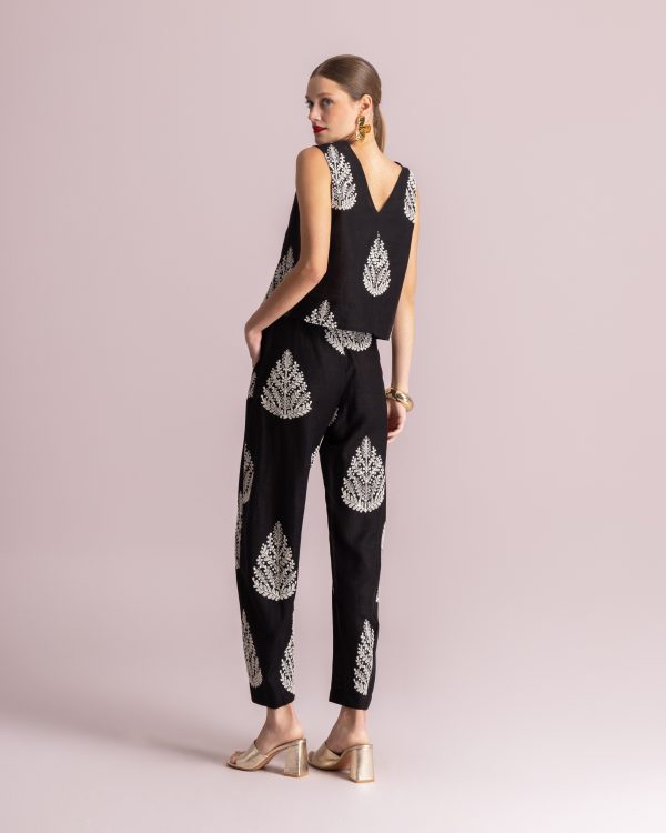 Alternative view of Printed sleeveless blouse with v-back - Moutaki