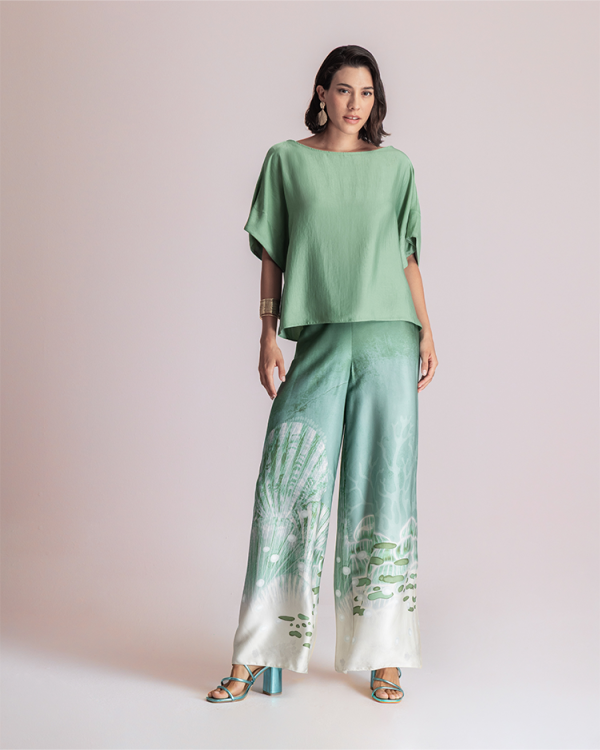 Relaxed, boxy silhouette blouse - Moutaki