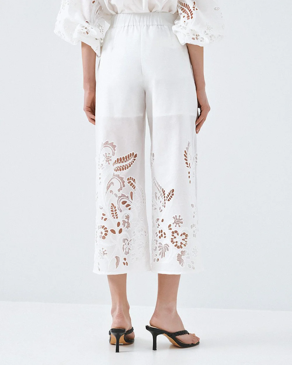 Brouska - S26-5147-678 Broderie culotte pants - Access Fashion - Image 7