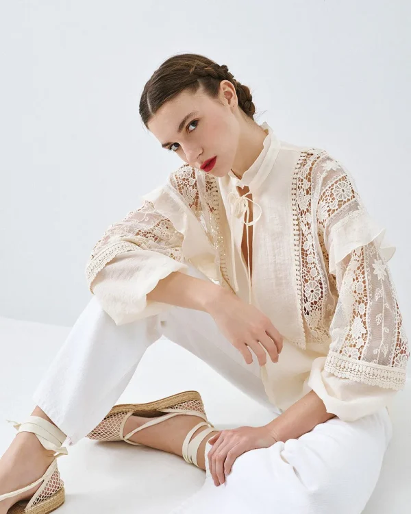 Blouse with lace details - Access Fashion