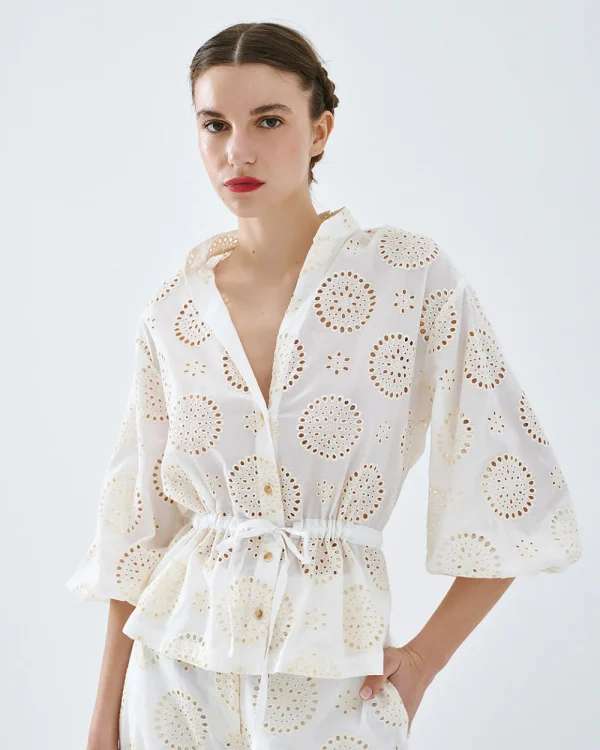 Broderie shirt with a drawstring - Access Fashion