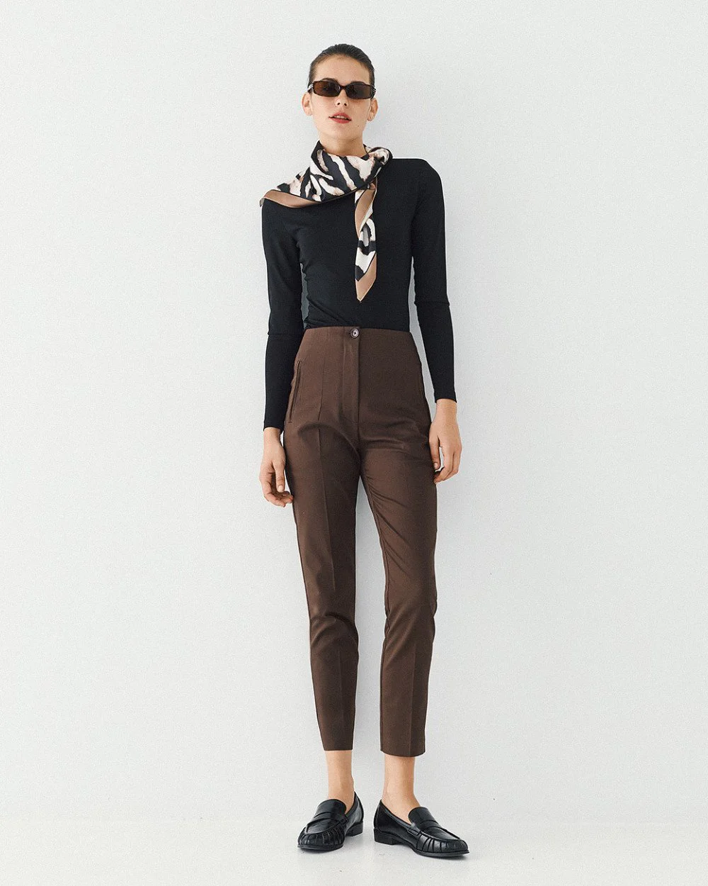 Brouska - W26-2008 Long-sleeved blouse with padded shoulders - Access Fashion - Image 2