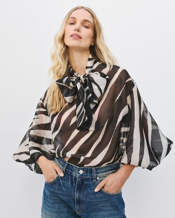 Alternative view of Animal print blouse with a tie - Access Fashion