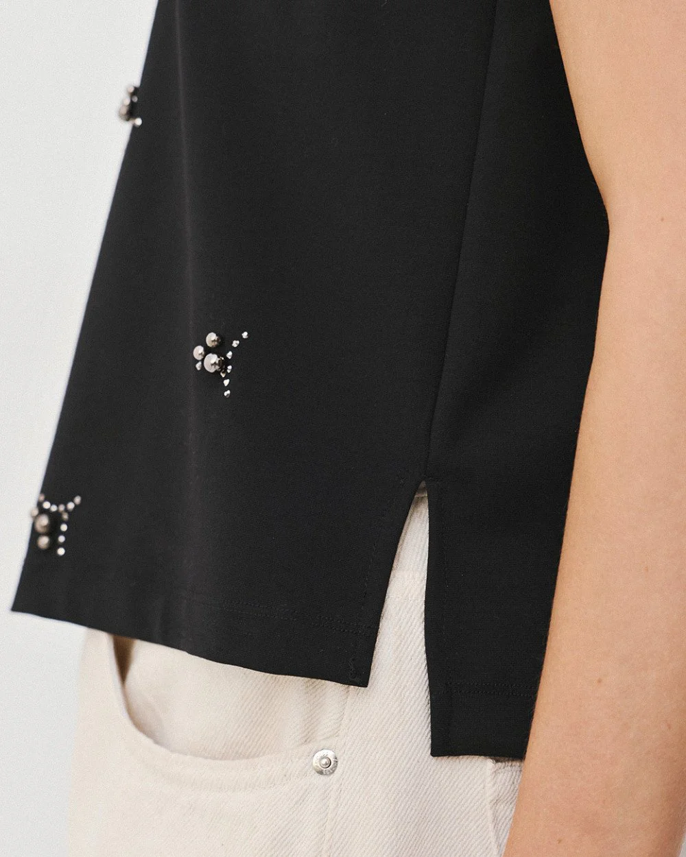 Brouska - W26-2213 Short-sleeve blouse with rhinestones - Access Fashion - Image 5