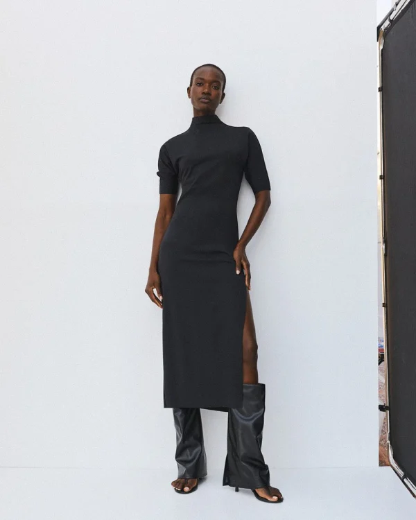 Midi dress with a slit - Access Fashion