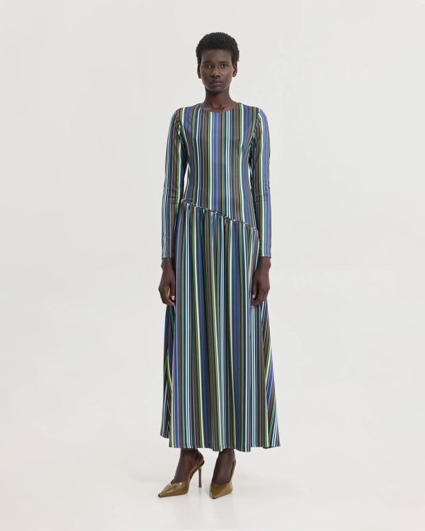 Alternative view of Earth dress - Hemithea